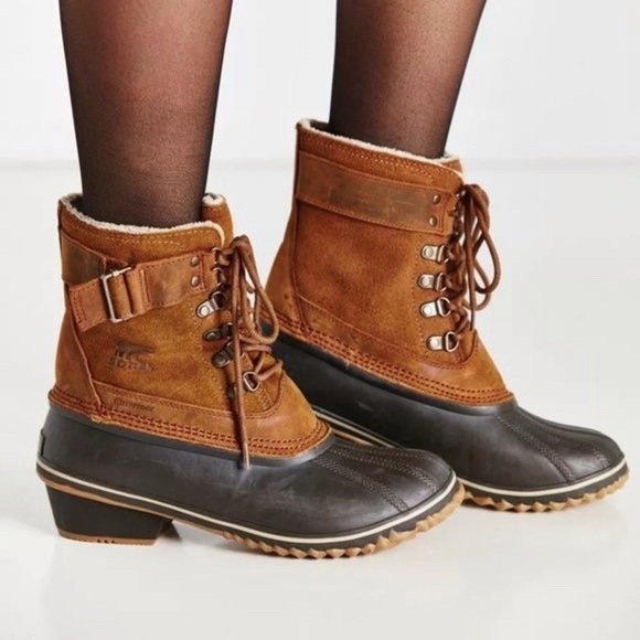 SOREL | Winter Fancy Lace-Up II Leather Duck Boots in Brown | Sz 9 - Picture 1 of 16